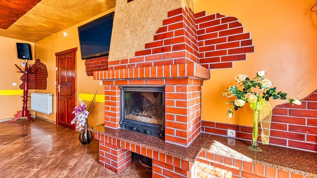 Vila Wydrza-Przystan Mirsk Exteriér fotografie